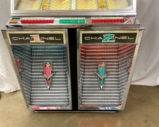 FRONT VIEW NICE COLORS SEEBURG JUKEBOX