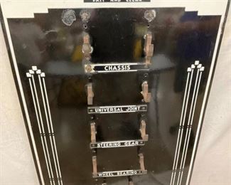 BOTTOM VIEW LINCOLN LUBRICATION DISPLAY 