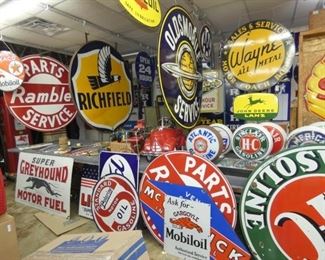 GROUP PHOTO - PORC. SIGN COLLECTION 