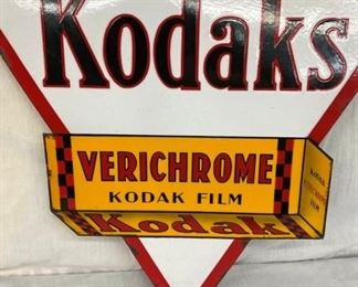 CLOSE UP PORC. KODAK'S SIGN 