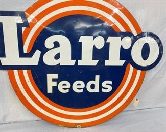 BOTTOM VIEW SST LARRO FEEDS 