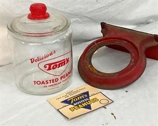 TOMS JAR W/ORG. HANGING DISPLAY