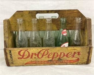 RARE WOODEN 12PK DR. PEPPER CARRIER