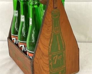 WOODEN 7UP 6PK CARRIER W/ BOTTLES