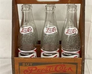 WOODEN PEPSI COLA DOUBLE DOT CARRIER