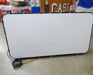 BACK VIEW EVINRUDE MOTORS CAN SIGN