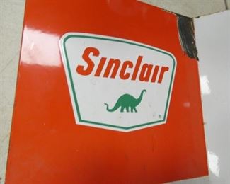 CLOSE UP SINCLAIR PUMP FACE W/DINO