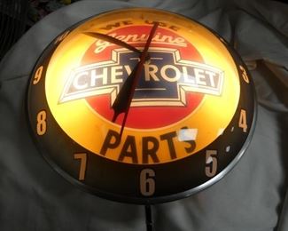 WE USE GENIUN CHEVROLET PARTS CLOCK