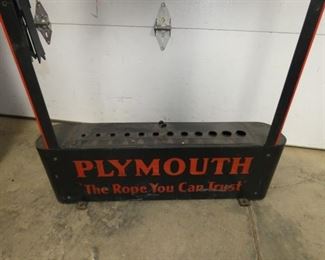 BOTTOM VIEW PLYMOUTH