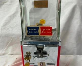 7X17 ATLAS GUMBALL MACHINE 