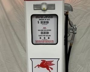 MOBILGAS CONTEMPORARY GAS PUMP
