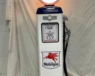 MOBILGAS CONTEMPORARY GAS PUMP