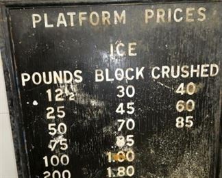WOODEN PLATFORM PRICES SIGN