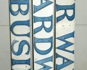 WOODEN HARDWARE SIGN