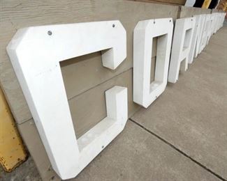 CLOSEUP HARDWARE SIGN