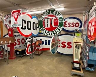SINCLAIR/ESSO/CO-OP PORC. SIGNS 