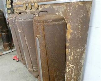 SIDE VIEW TRIPLE LUBSTER