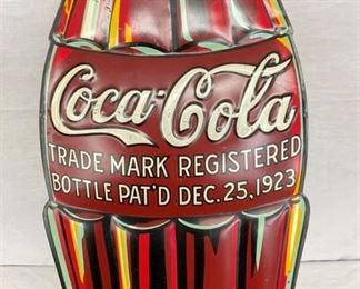 CLOSEUP CHRISTMAS BOTTLE