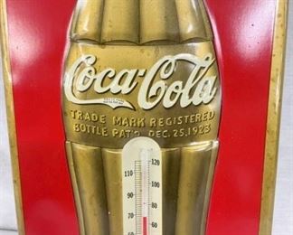 CLOSEUP COKE BOTTLE THERMOMETER