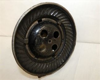 BOTTOM VIEW STRING HOLDER