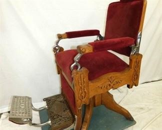 OTHERSIDE EARLY BARBER CHAIR