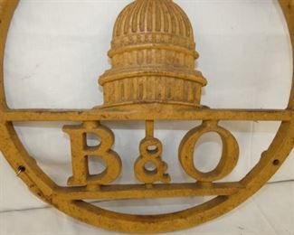 CLOSEUP NICE CAST RR SIGN B&O