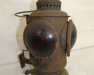 3 WAY 13IN RR LANTERN