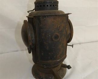 BACKSIDE EARLY 3 WAY RR LANTERN