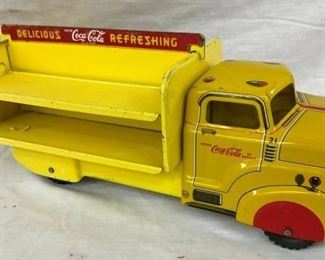 CLOSEUP OTHERSIDE COKE TOY