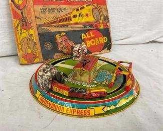 CLOSEUP NICE TIN LITHO TOY