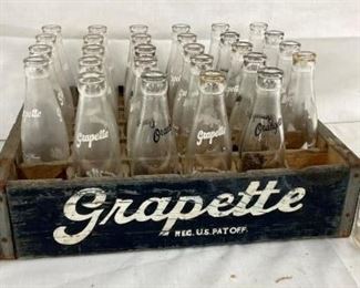 ORIG. WOODEN GRAPETTE CRATE W/BOTTLES