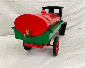 BACKVIEW TANKER TRUCK