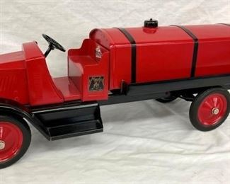 1920'S AMERICAN NATIONAL TANKER TRUCK