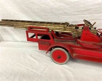 BUDDYL AERIAL LADDER TRUCK