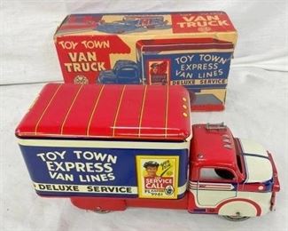 MARX TOY TOWN VAN TRUCK W/ BOX