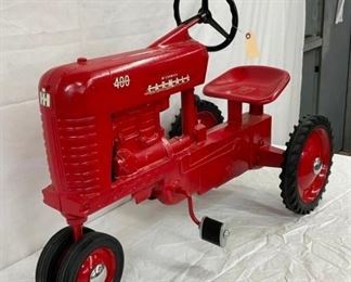 CLOSEUP RESTORED FARMALL TRACTOR