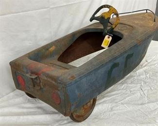 "DWAYNE 66" PEDAL BOAT