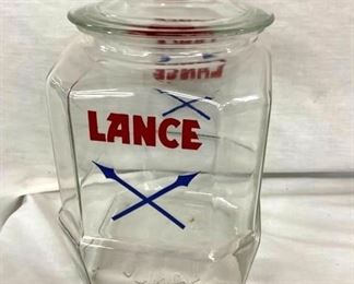 CLOSEUP W/ GLASS LID