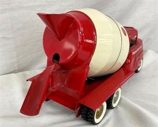 STRUCTO CEMENT TRUCK