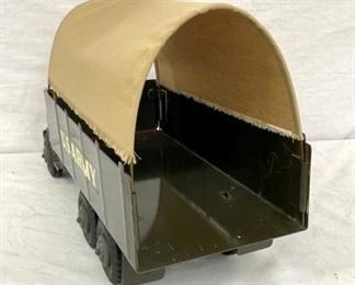 CLOSEUP NICE LUMAR ARMY TRUCK