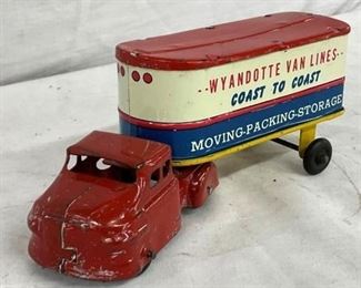 WYANDOTTE VAN LINES TRUCK