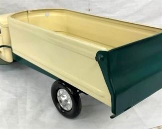 1930'S BACK VIEW TURNER