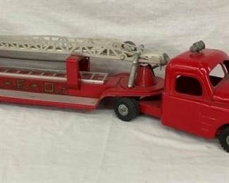 STRUCTO LADDER FIRE TRUCK