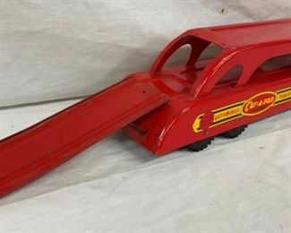 WYANDOTTE W/ LOADING RAMP