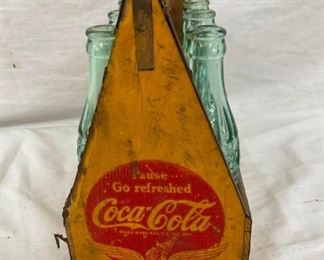 6PK WOODEN COCA CARRIER W/ BOTTLES