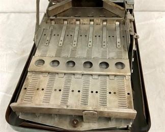 INSIDE VIEW PENNY GUM SELECTOR