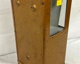 BACK VIEW EARLY DOUBLE GUM MACHINE