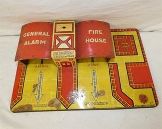 CLOSEUP MEASURES 17X11