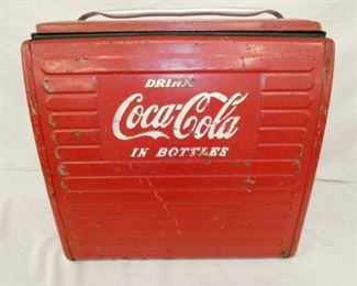 EMB. COCA COLA CHEST W/ TRAY