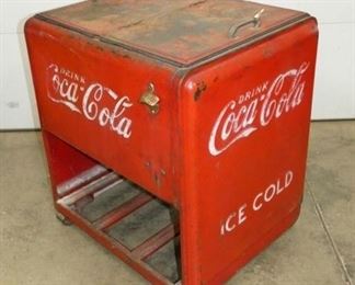 COKE BOX W/ CRATE COMPARTMENT